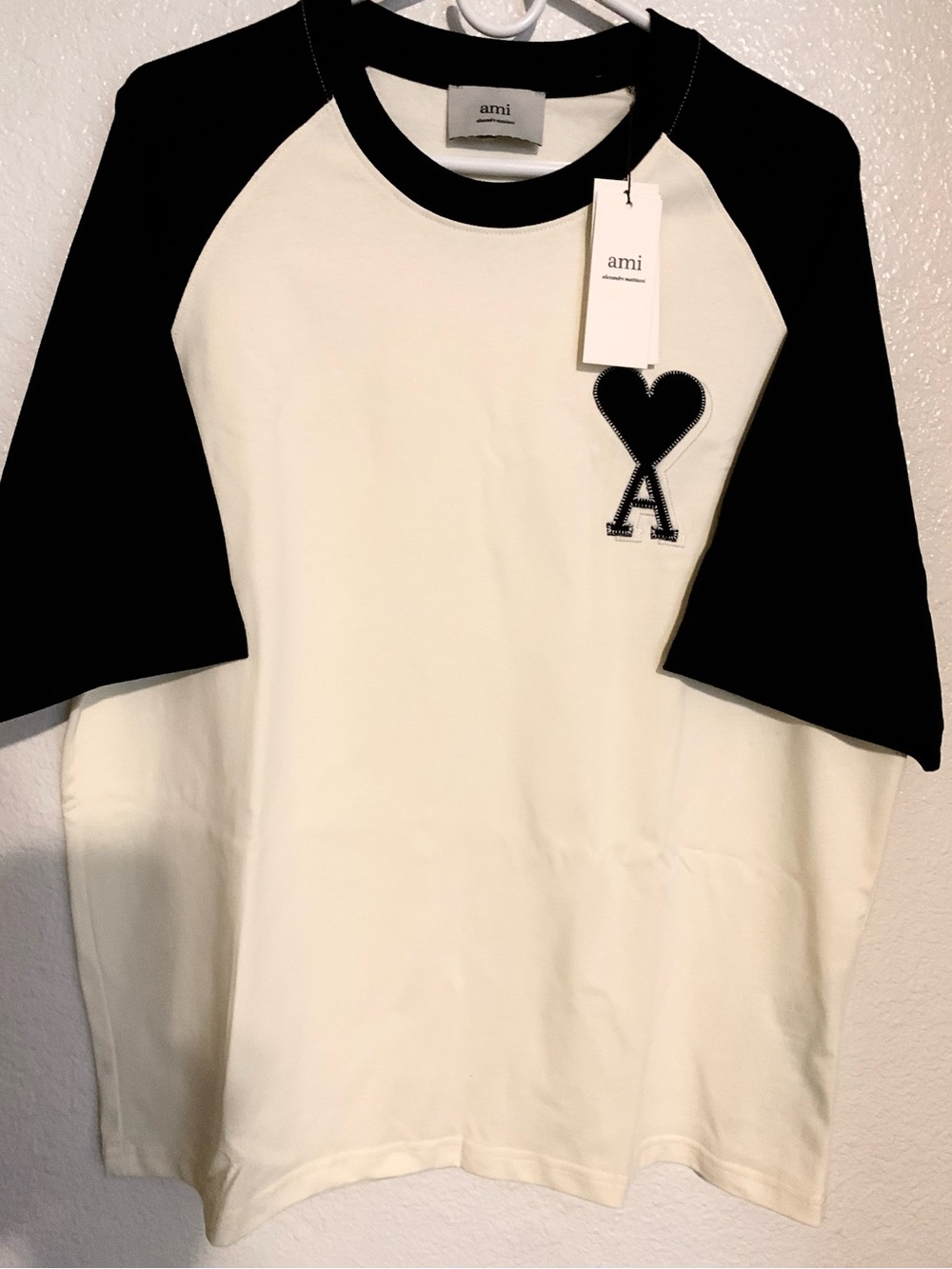 Ami Alexandre Mattiussi Black & Cream Raglan Heart 'A' Tee